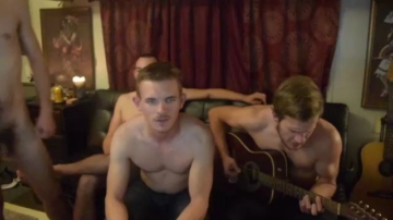 Hollandhousestudios  16-12-2021 video bounce